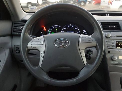 Used 2011 Toyota Camry Hybrid image 26