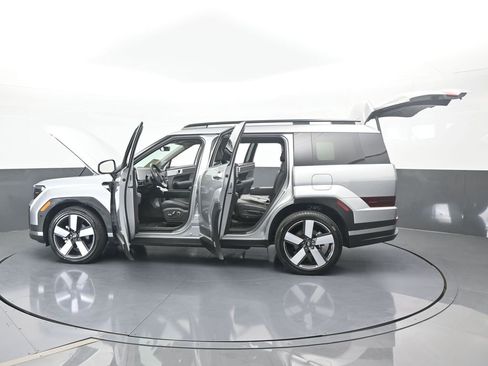 Used 2024 Hyundai Santa Fe Limited image 91