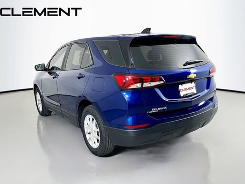 Used 2022 Chevrolet Equinox LS FWD image 10