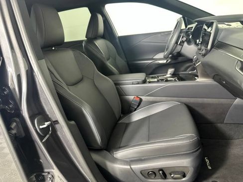 Used 2025 Lexus RX 350 AWD image 35