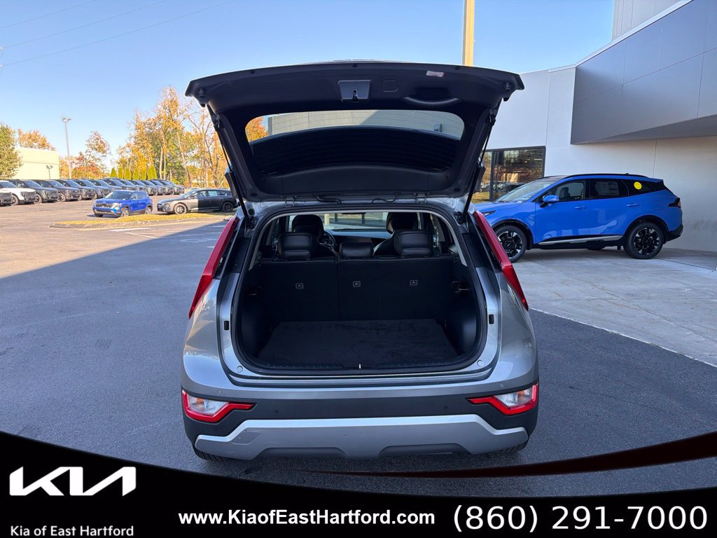 Certified 2023 Kia Niro EX FWD image 13