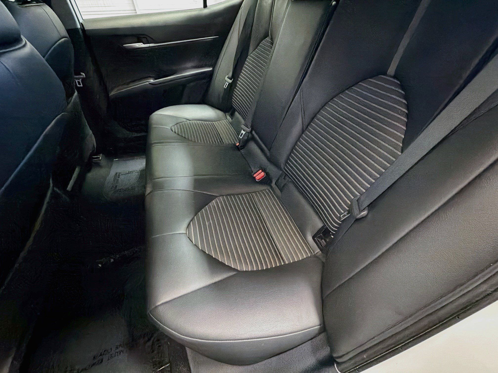 Used 2024 Toyota Camry SE FWD image 13