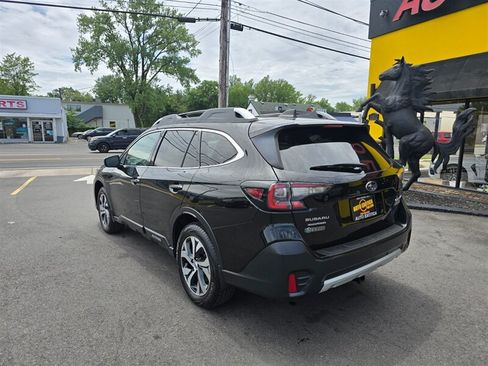 Used 2020 Subaru Outback Touring w/ Popular Package #2 AWD/4WD image 2