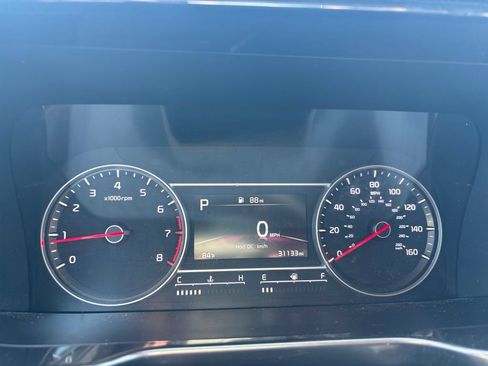 Certified 2023 Kia Sorento LX AWD/4WD image 6