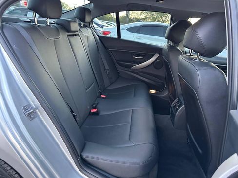 Used 2014 BMW 320i Sedan RWD image 34