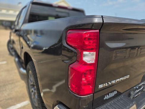 Used 2021 Chevrolet Silverado 1500 LT w/ Texas Edition Plus AWD/4WD image 31
