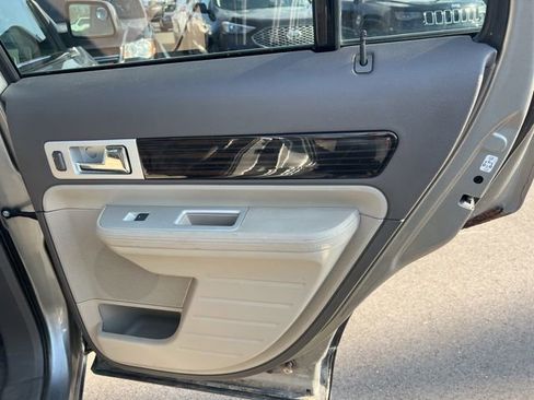 Used 2008 Lincoln MKX AWD image 13