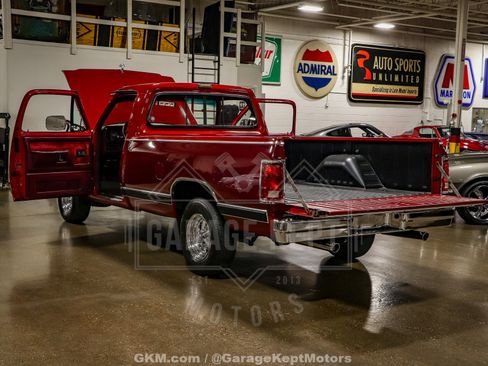 Used 1989 Dodge D/W Truck 150 image 3