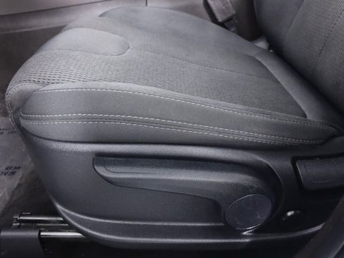 Used 2019 Hyundai Santa Fe SE AWD/4WD image 27