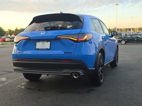 Certified 2026 Honda HR-V Sport image 10