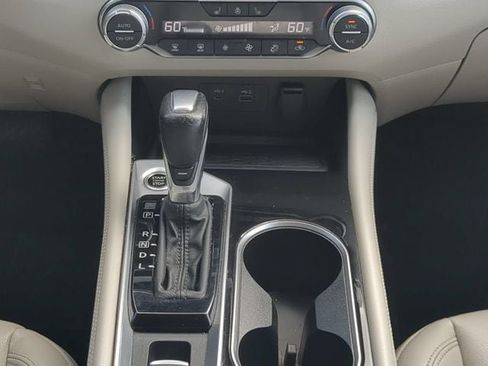 Used 2023 Nissan Altima 2.5 SL AWD/4WD image 17