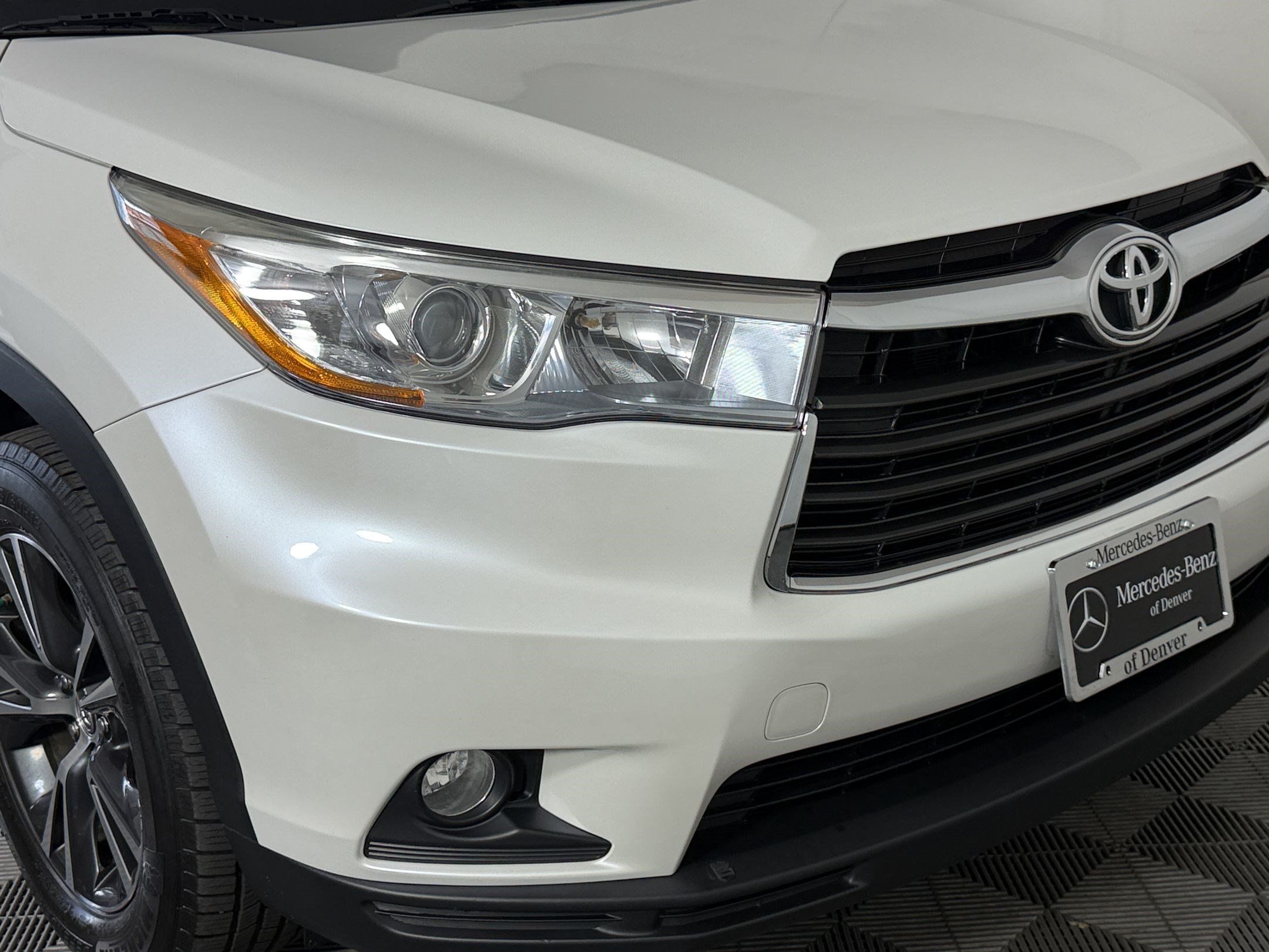 Used 2016 Toyota Highlander XLE AWD/4WD image 12