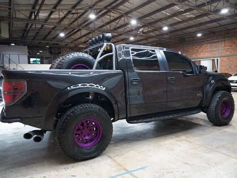 Used 2013 Ford F150 Raptor w/ Luxury Equipment Group image 29