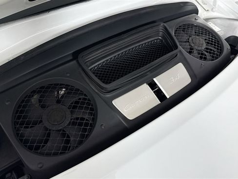 Used 2016 Porsche 911 Carrera image 27