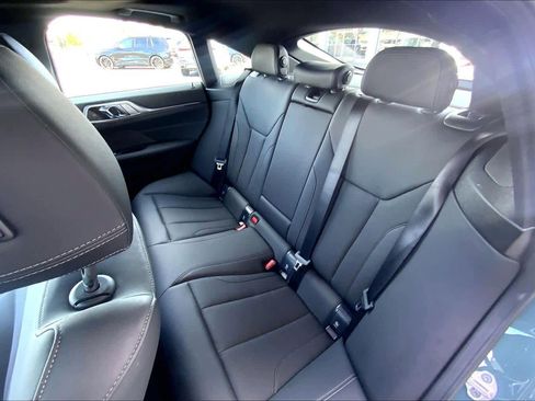 Certified 2025 BMW 430i w/ Premium Package image 22