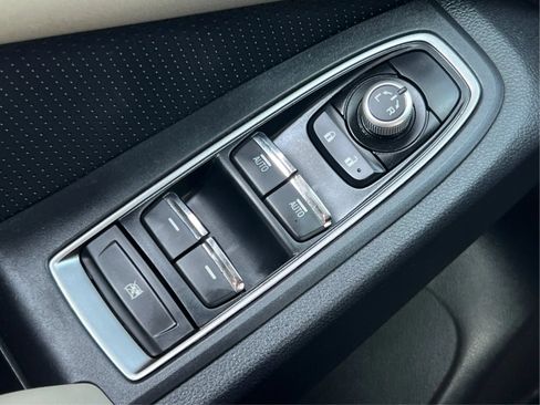 Used 2022 Subaru Ascent Limited w/ Technology Package AWD/4WD image 46