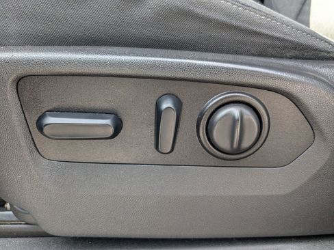 Used 2021 Chevrolet Silverado 1500 LT w/ All Star Edition Plus image 20