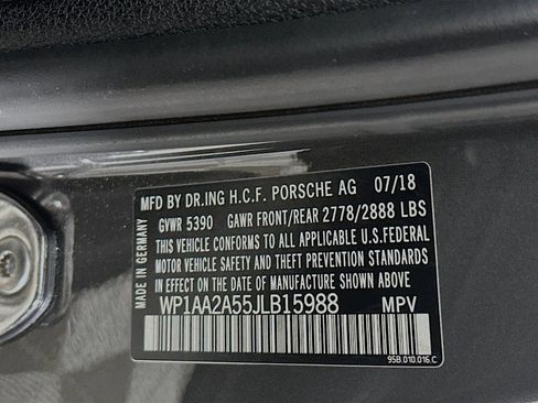 Used 2018 Porsche Macan image 27