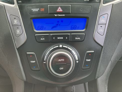 Used 2013 Hyundai Santa Fe Sport 2.0T AWD/4WD image 20