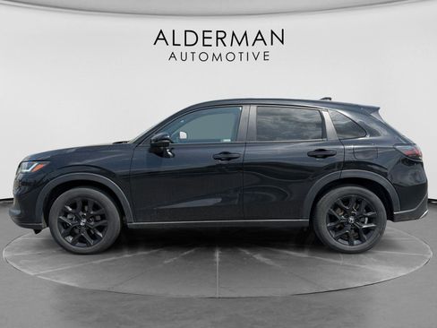 Used 2024 Honda HR-V Sport image 2