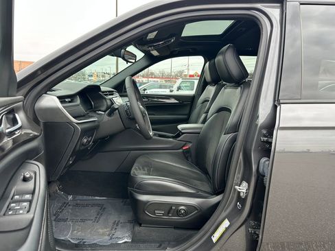 Used 2023 Jeep Grand Cherokee L Laredo AWD/4WD image 26