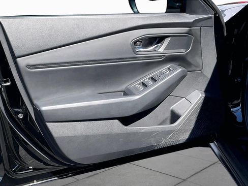 Used 2025 Honda Accord SE image 21