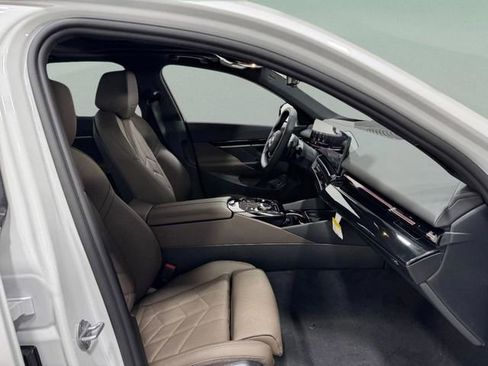 New 2026 BMW 530i xDrive w/ Premium Package AWD/4WD image 19