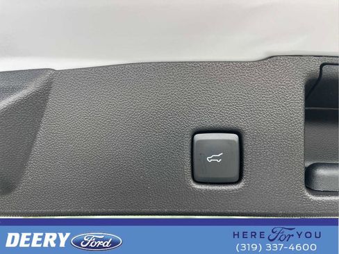 New 2026 Ford Escape ST-Line w/ Tech Pack #1 AWD/4WD image 17