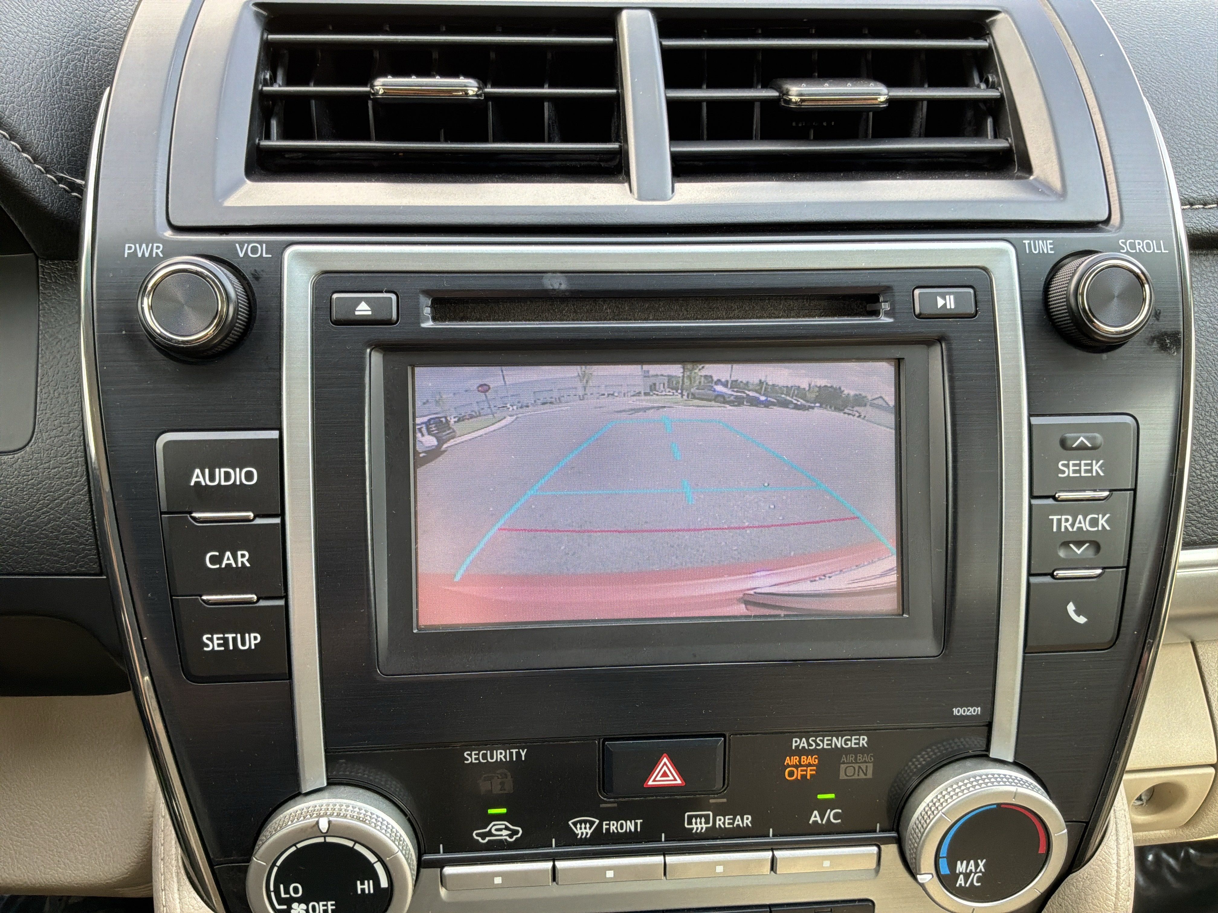 Used 2014 Toyota Camry FWD image 24