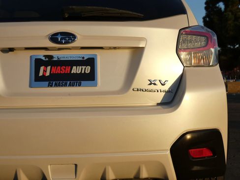 Used 2014 Subaru Crosstrek Touring w/ Popular Package #2 image 9