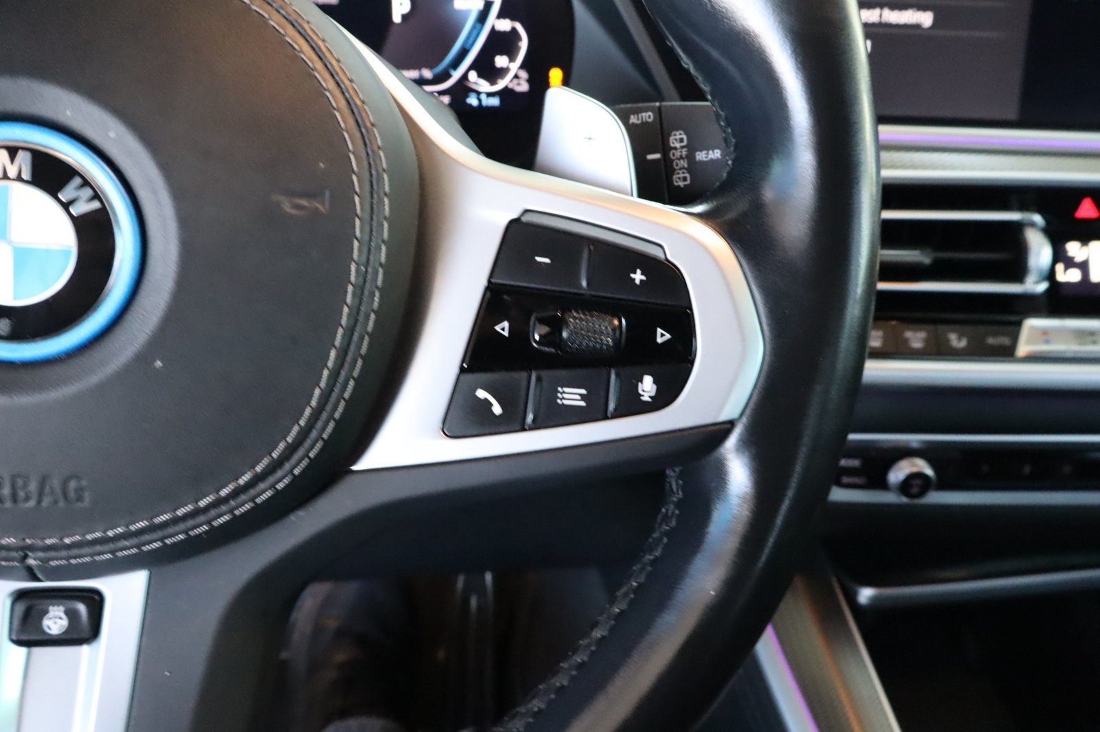 Used 2022 BMW X5 xDrive45e w/ M Sport Package AWD/4WD image 25