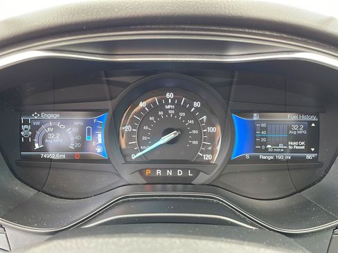 Used 2019 Ford Fusion Titanium FWD image 19