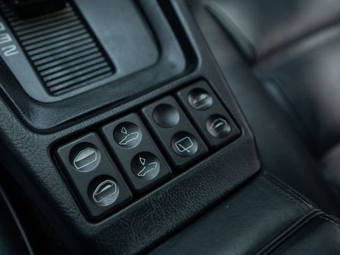 Used 1991 Porsche 928 S4 image 42