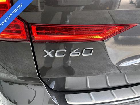 Certified 2023 Volvo XC60 T8 Ultimate w/ Climate Package AWD/4WD image 35