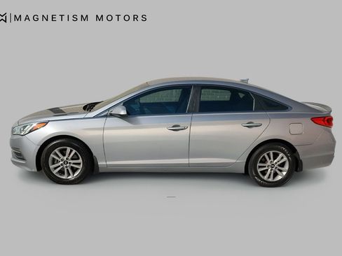 Used 2015 Hyundai Sonata SE w/ Option Group 09 image 2