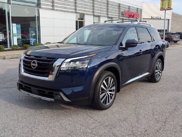 Used 2022 Nissan Pathfinder Platinum w/ Cargo Package AWD/4WD image 7