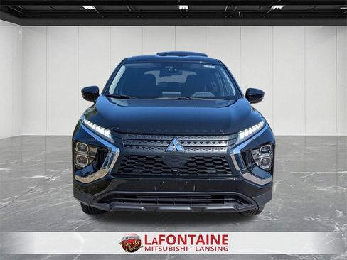 Used 2025 Mitsubishi Eclipse Cross LE image 8