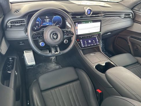 Used 2025 Maserati Grecale Modena AWD/4WD image 22