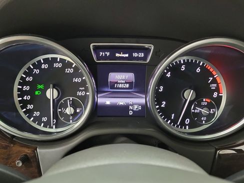 Used 2013 Mercedes-Benz ML 350 2WD image 25