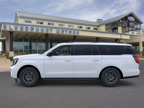 New 2025 Ford Expedition Max Active image 3