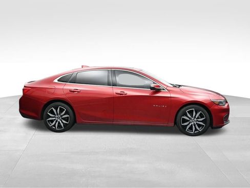 Used 2016 Chevrolet Malibu LT w/ Leather Package FWD image 6