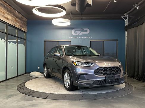 Used 2023 Honda HR-V LX image 1