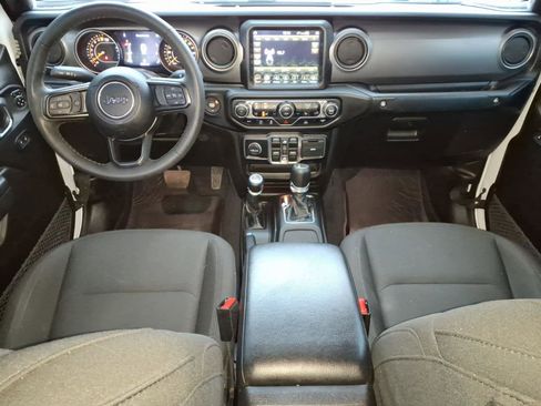 Used 2023 Jeep Gladiator Sport image 7