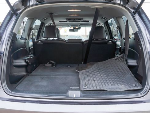 Used 2016 Honda Pilot Touring image 14