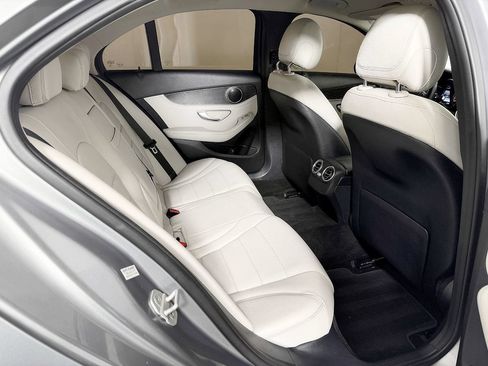 Used 2016 Mercedes-Benz C 300 4MATIC Sedan image 42