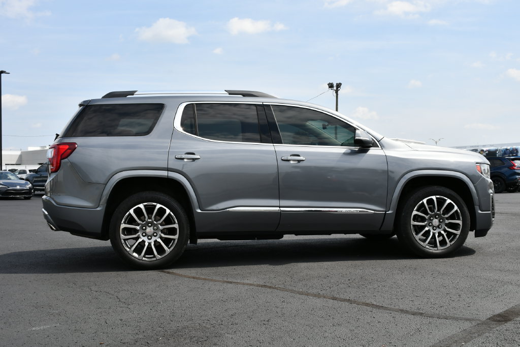 Used 2021 GMC Acadia Denali w/ Denali Technology Package FWD image 8