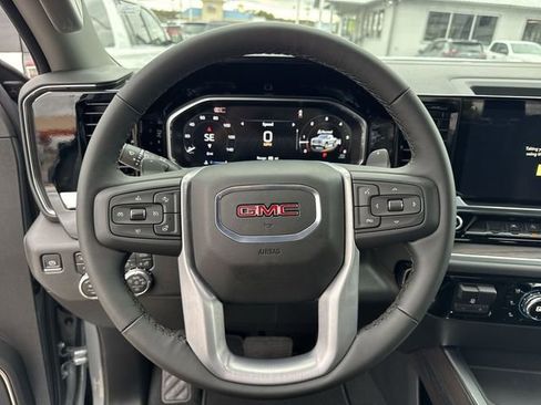 New 2026 GMC Sierra 1500 SLT w/ SLT Premium Package AWD/4WD image 16