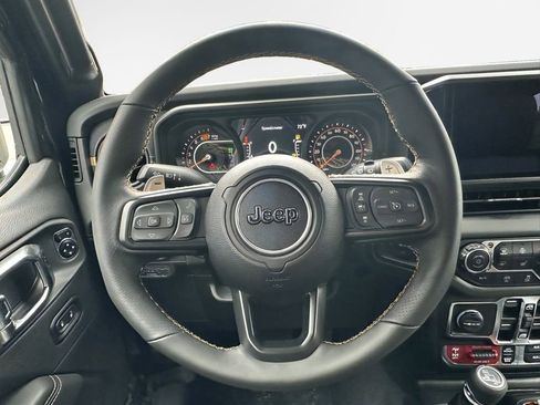 New 2025 Jeep Wrangler Rubicon 392 image 9