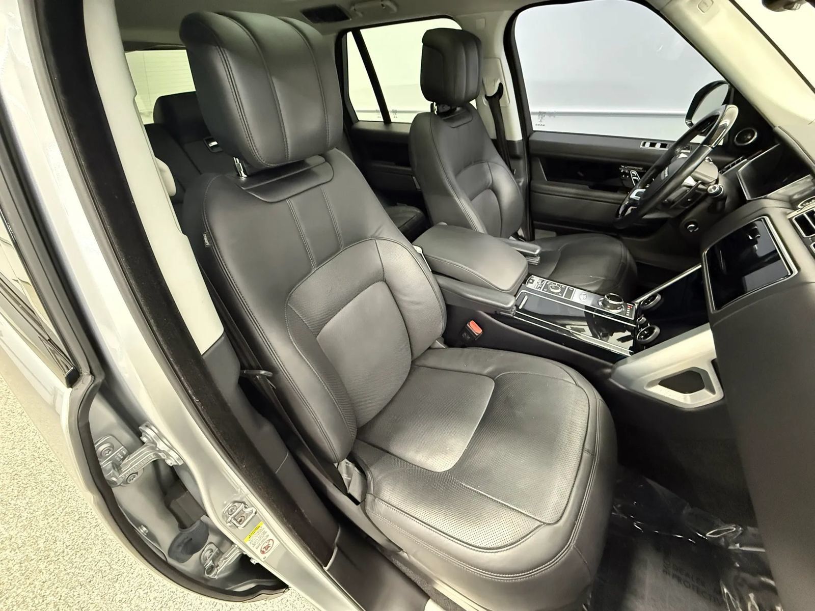 Used 2019 Land Rover Range Rover HSE AWD/4WD image 48