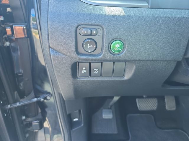 Used 2017 Honda Ridgeline Sport image 19